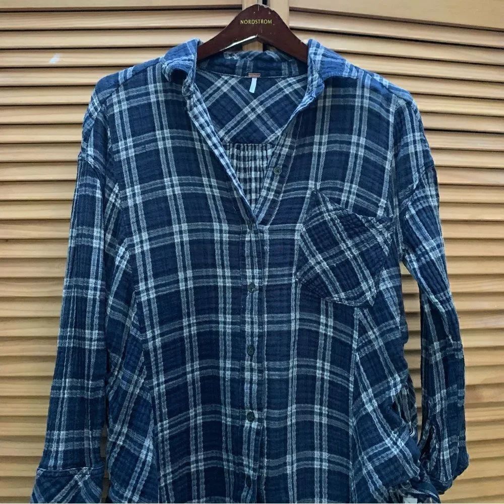 Free People Flannel Size Small - Picture 3 of 6